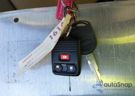 2005 Ford F-150 Fx4/Lariat/Xl/Xlt z USA, uszkodzony, nr VIN 1FTPX14515FA72111